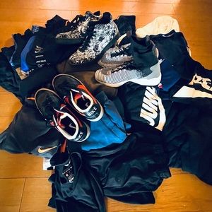 Nike LOT - Bundle!! Must sell